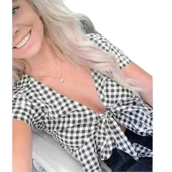 Black & White Gingham Ruffle Tie Crop Top Size S - Picture 1 of 6